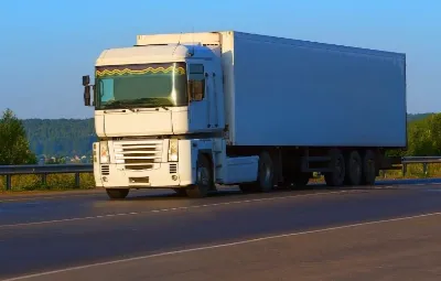 Antalya ile Şehzadebaşı Arası Öğrenci Eşyası Taşıma